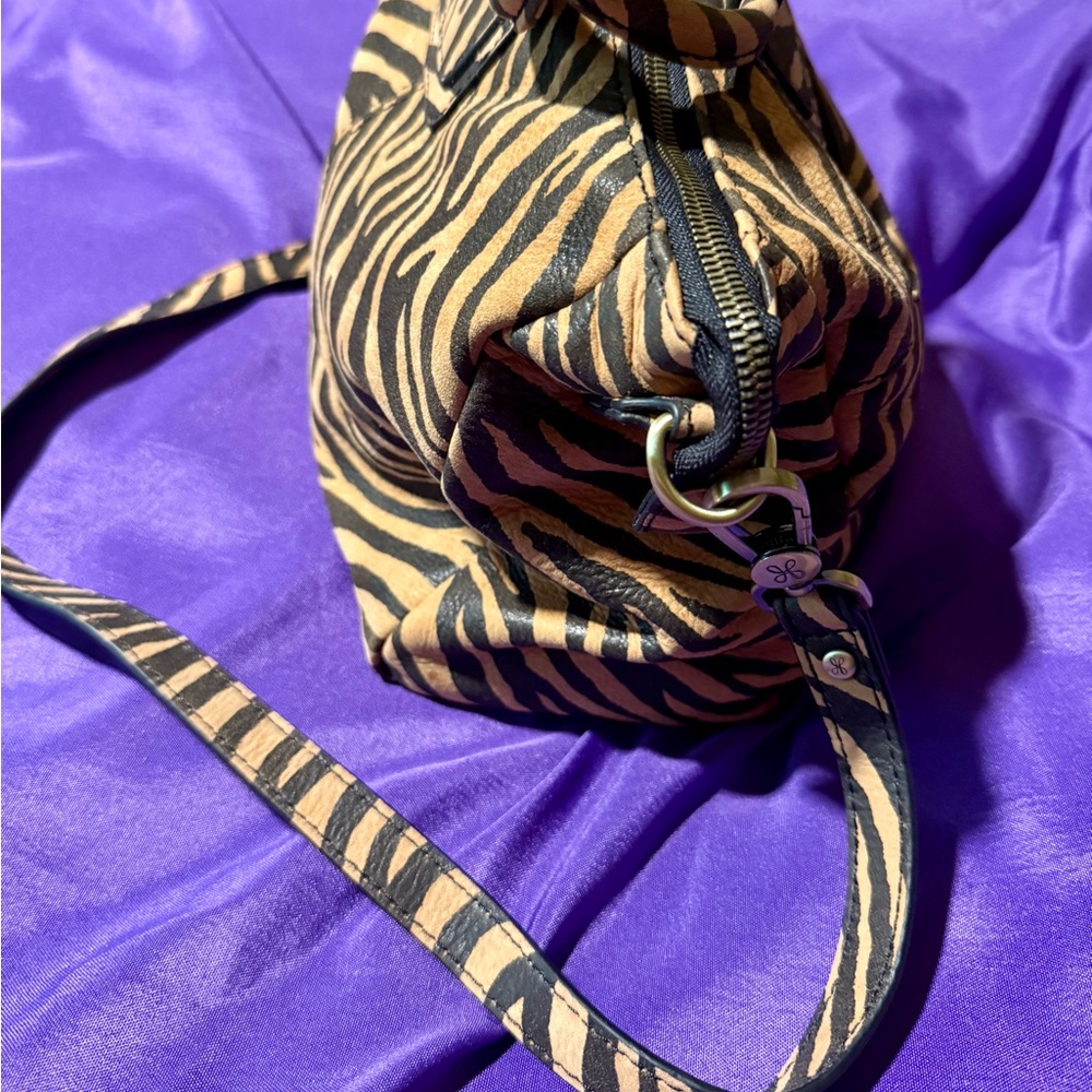 NEW* HOBO International *ZEBRA *Sheila* LEATHER Satchel Crossbody Bag Brass Hard - Picture 4 of 13
